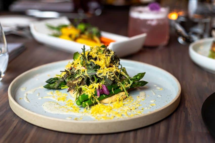 niagara falls dining