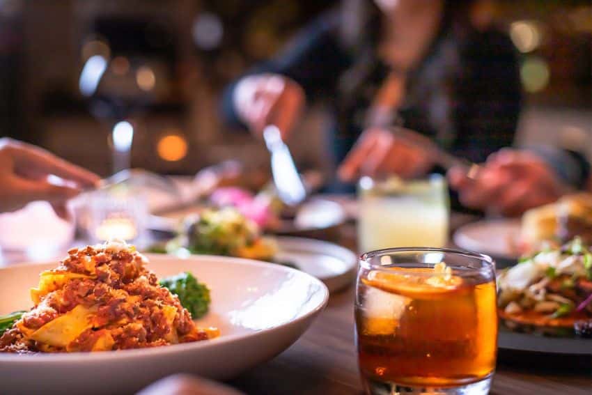 places to eat in niagara falls canada